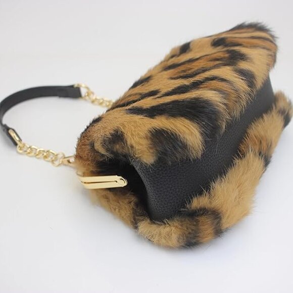 Neiman Marcus Elegant Golden Tiger Stripe Print Handbag - Picture 5 of 7